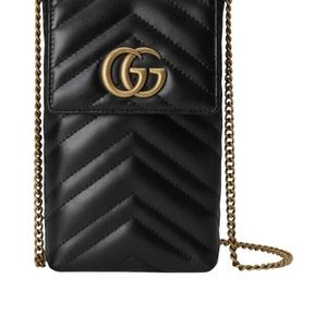 Mini Gucci black purse In excellent condition authentic purse 10/10 worn it 3x